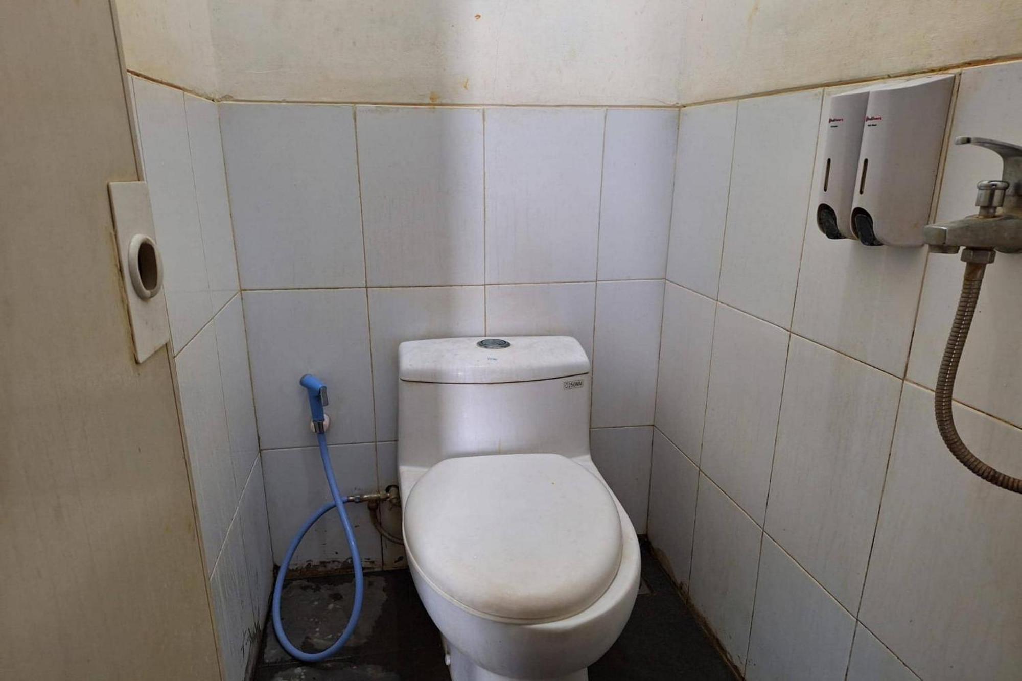 Oyo 93584 Rukotel South Tangerang Exteriör bild