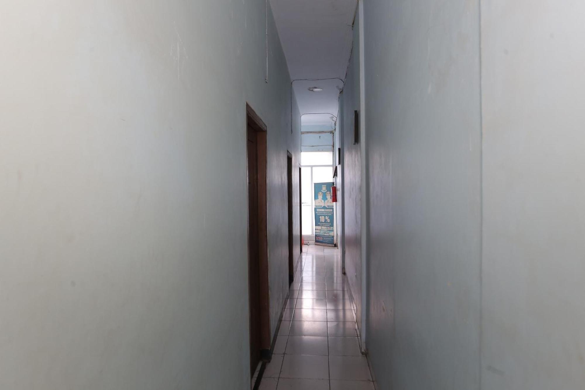 Oyo 93584 Rukotel South Tangerang Exteriör bild