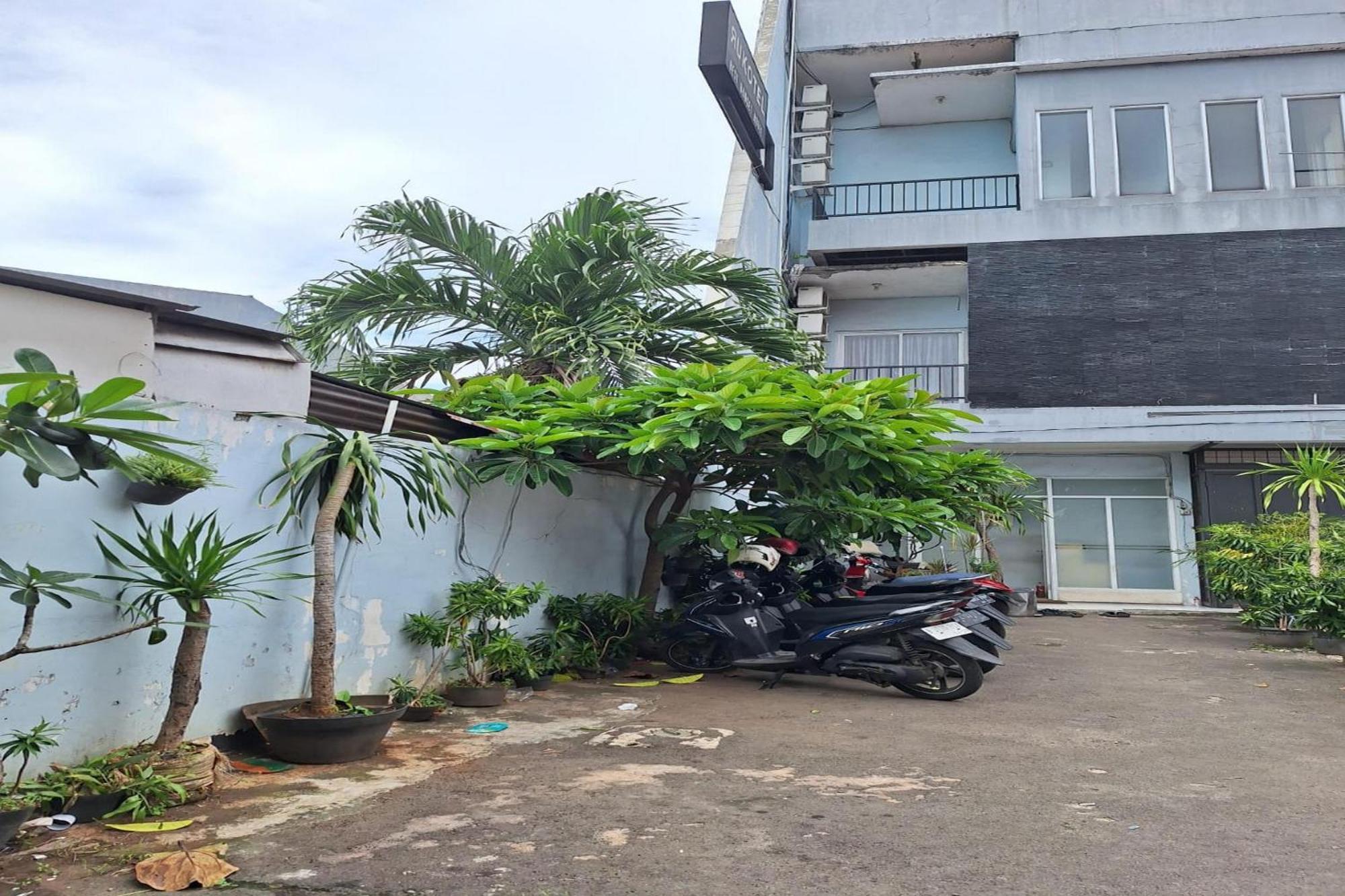 Oyo 93584 Rukotel South Tangerang Exteriör bild